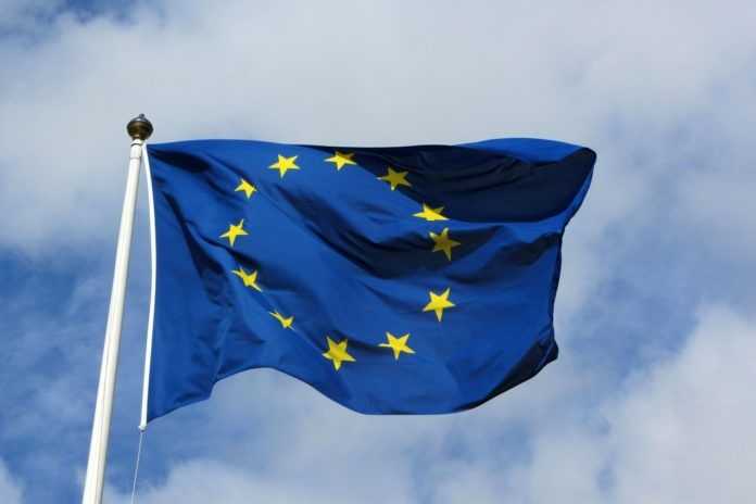 UE UE